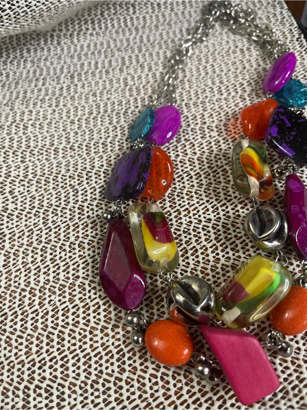 Vintage New no tag Y2K chunky statement necklace with a long extender
